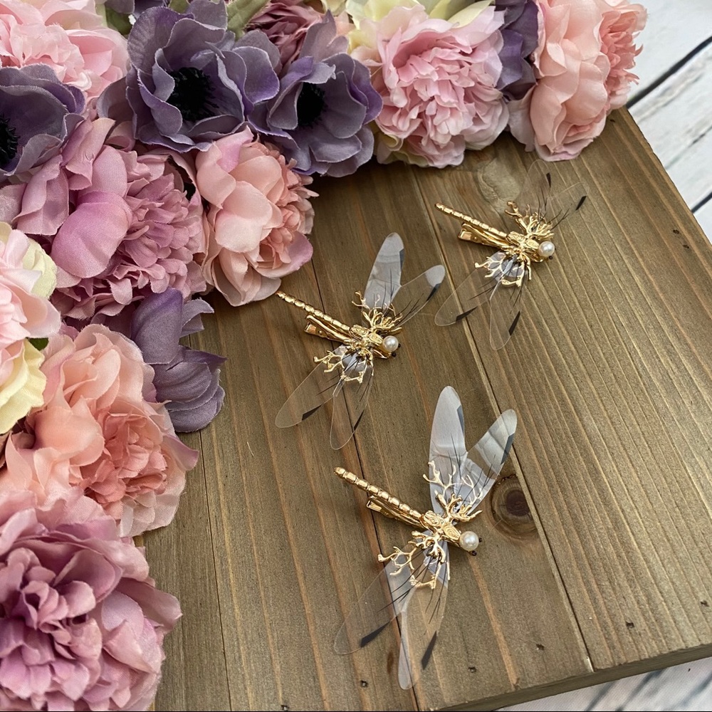 Bohemian Beautiful Gold Dragonfly Hair Clips - Picture 7 of 16